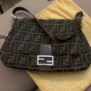 Fendi mama baguette in Zucca